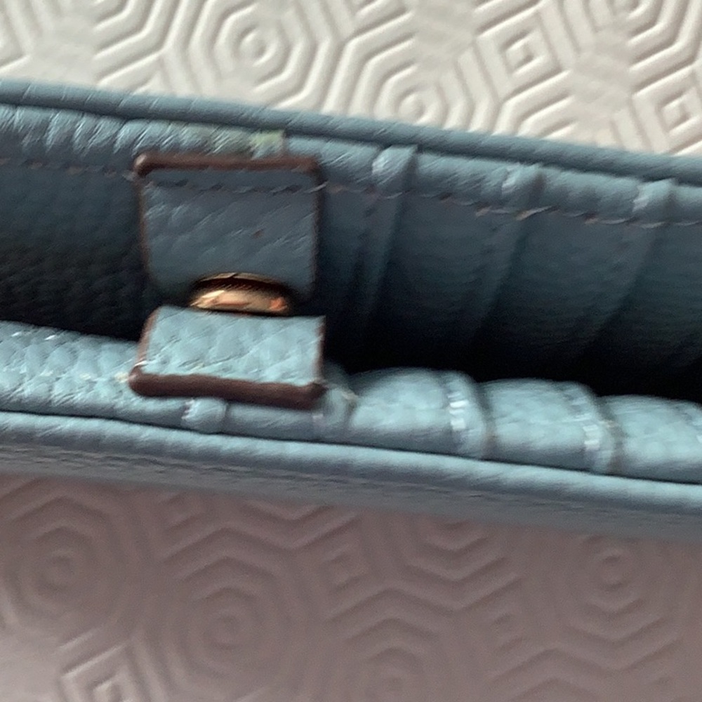 Anne Klein Wallet - Picture 4 of 4